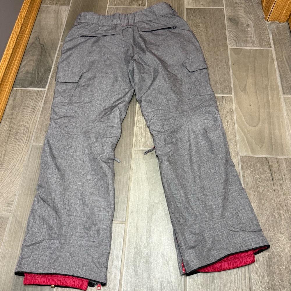 Empyre Men’s Medium Snowboard Ski Pants Red and Gray Lined 10K Waterproof - Picture 3 of 12
